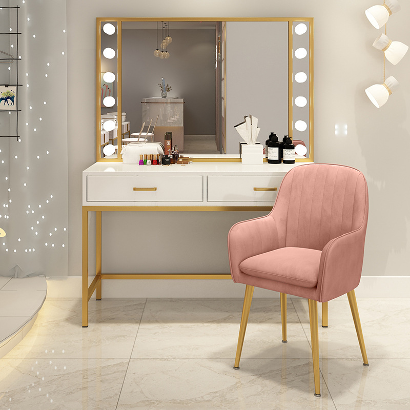 Beauty Makeup Studio - Makeup table Photo studio Makeup table