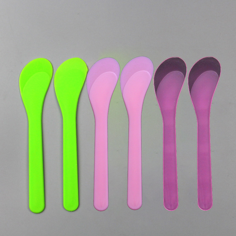 10 Pcs/lot PP Facial Mask Stic - Beauty Makeup Tools review and price