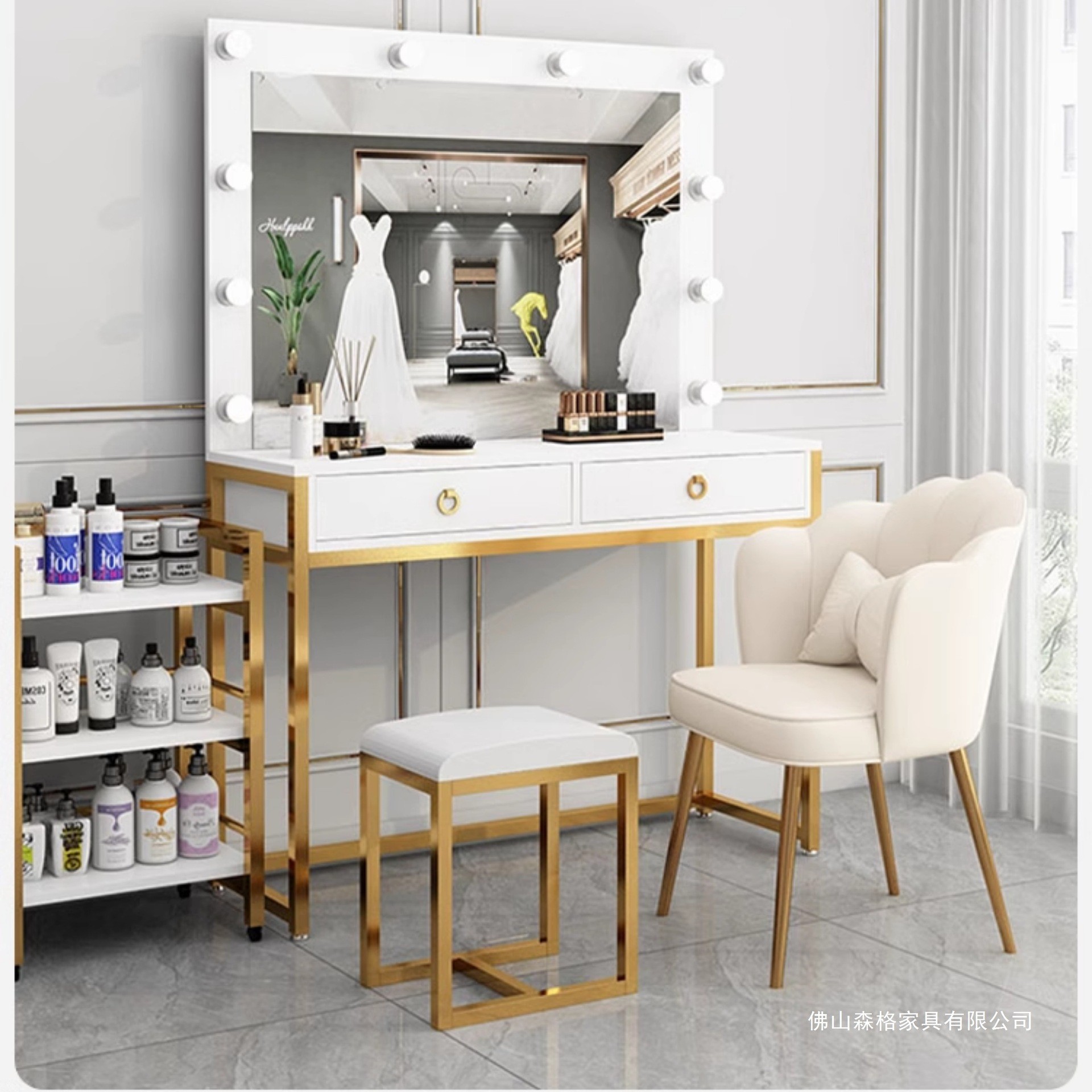 Studio dresser with lamp mirro - Beauty Makeup Studio review and price